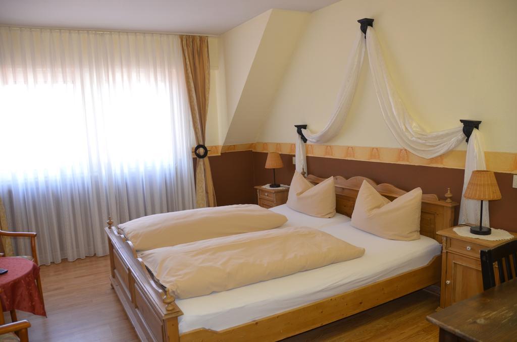 Hotel Feiden Garni เอดิเกอร์-เอลเลอร์ ภายนอก รูปภาพ